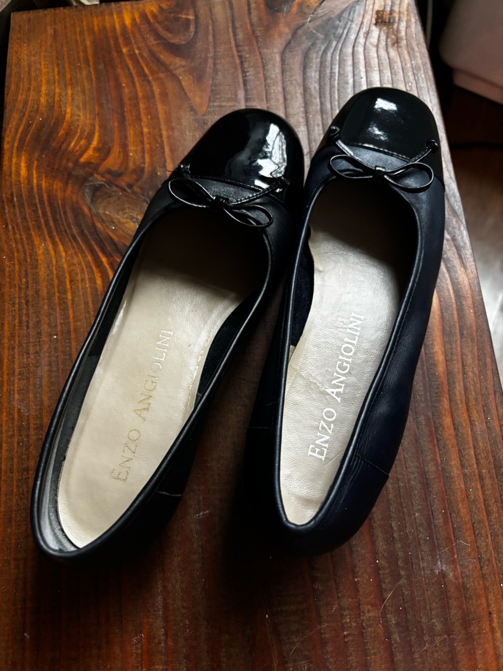 Enzo Angiolini Black Patent Cap Toe Ballet Flats with Bow